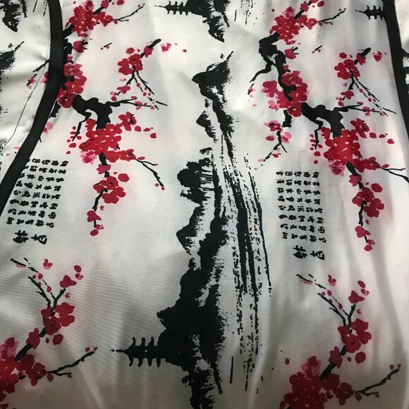 Sakura Cherry Blossom Landscape Print Maxi Caftan Japanese Asian White PinkBlack - Picture 6 of 6